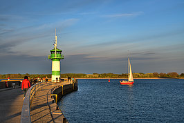 Bernhard Saalfeld - April